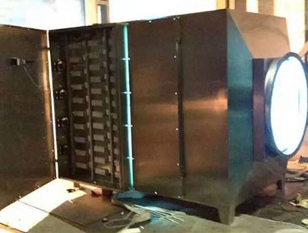 點擊查看詳細信息<br>標題：光解催化氧化設備 閱讀次數：2772