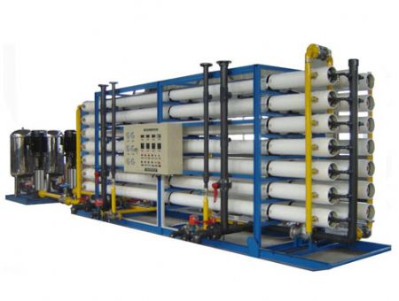 點擊查看詳細信息<br>標題：反滲透設(shè)備 閱讀次數(shù)：3034